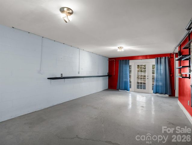 1867 Fruitland Road, Hendersonville, NC 28792