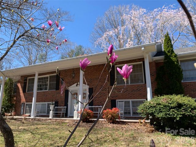 1867 Fruitland Road, Hendersonville, NC 28792