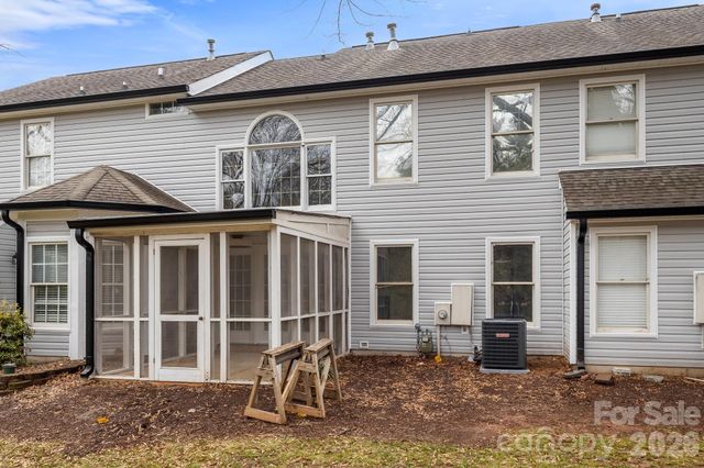 8745 Fox Chase Lane, Charlotte, NC 28269