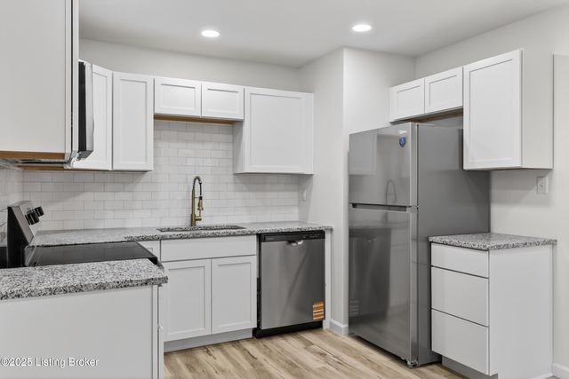 3417 Ethelwood Dr, Jeffersontown, KY 40299