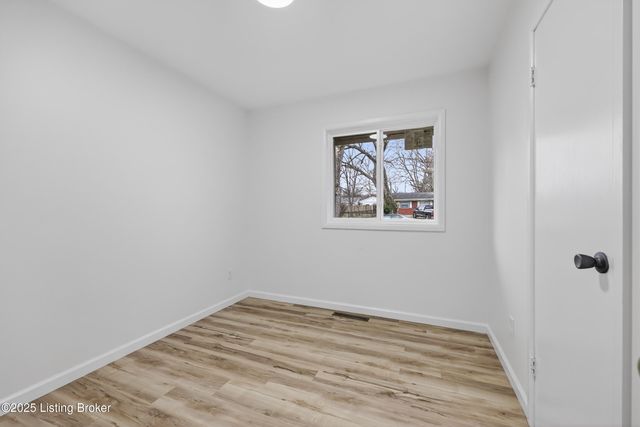 3417 Ethelwood Dr, Jeffersontown, KY 40299