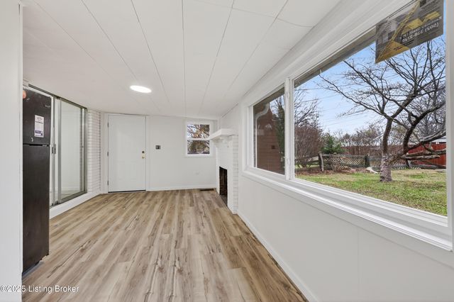 3417 Ethelwood Dr, Jeffersontown, KY 40299