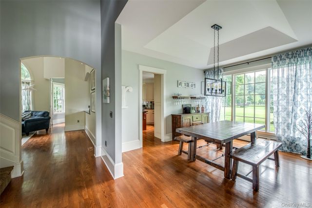 6 Stanford Court, Rhinebeck, NY 12572