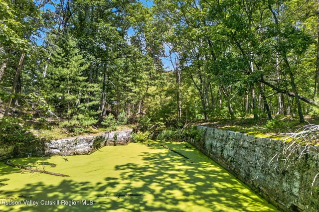 325 Morgan Hill Road, Hurley, NY 12443