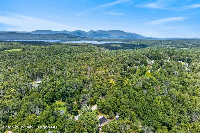 325 Morgan Hill Road, Hurley, NY 12443