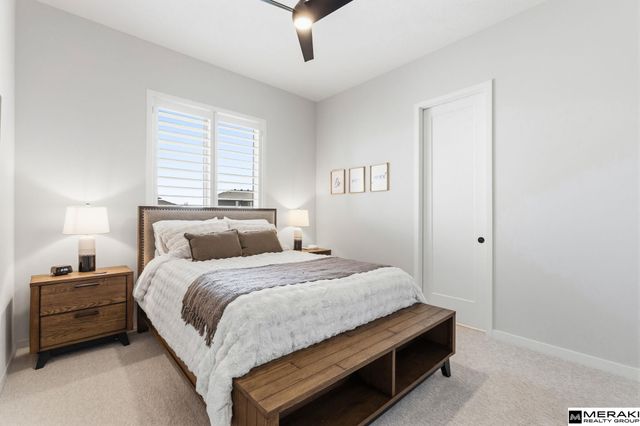 9859 S 98th Circle, Papillion, NE 68048