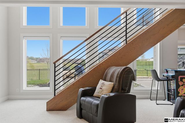 9859 S 98th Circle, Papillion, NE 68048