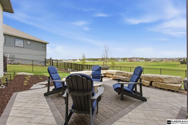 9859 S 98th Circle, Papillion, NE 68048