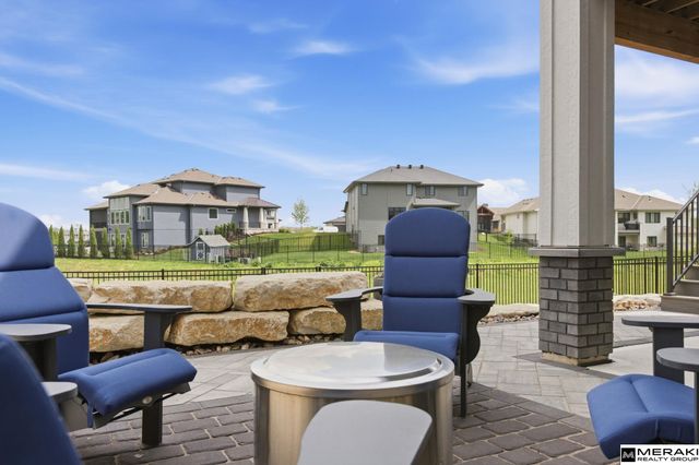 9859 S 98th Circle, Papillion, NE 68048