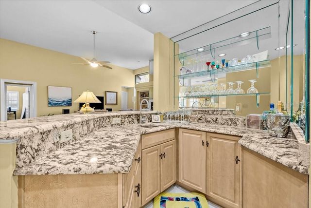 35 GREENHAVEN TRAIL, Oldsmar, FL 34677