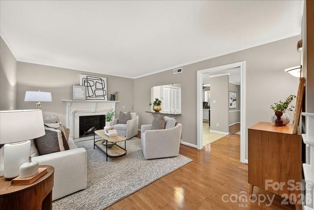 1700 Roxborough Road A, Charlotte, NC 28211