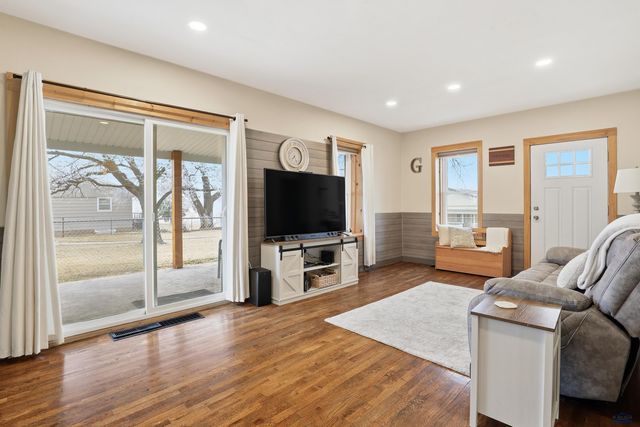 814 N 7TH, Rapid City, SD 57701