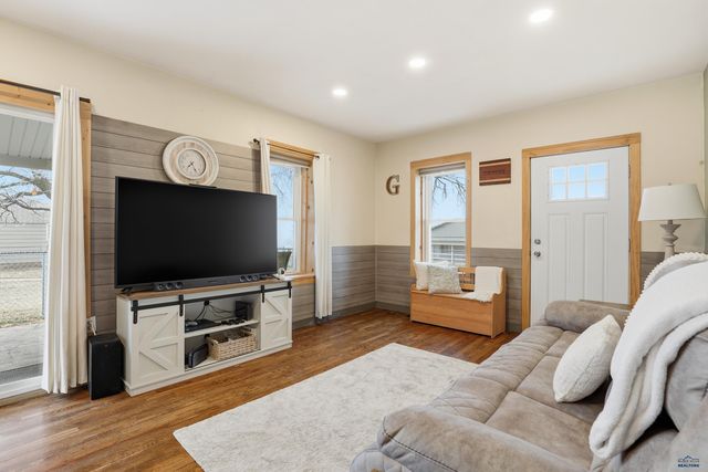 814 N 7TH, Rapid City, SD 57701