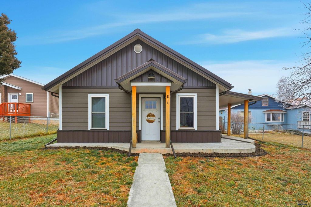 814 N 7TH, Rapid City, SD 57701