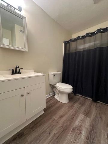 2840 Colonial Ave SW Apt A10, Roanoke, VA 24015
