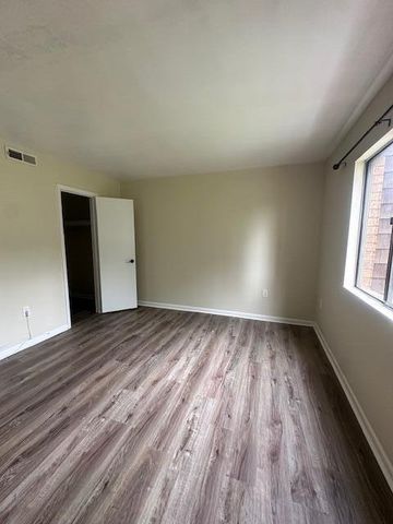 2840 Colonial Ave SW Apt A10, Roanoke, VA 24015