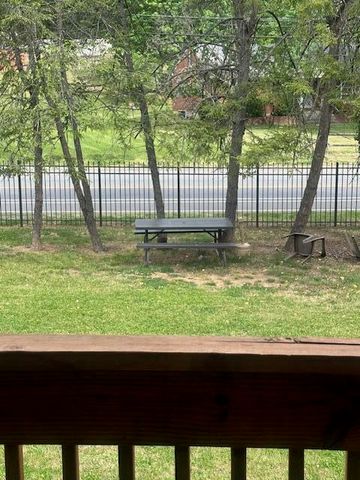 2840 Colonial Ave SW Apt A10, Roanoke, VA 24015