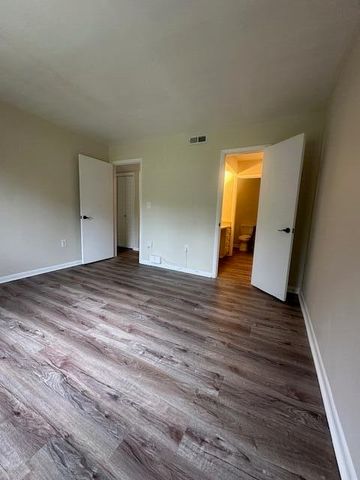 2840 Colonial Ave SW Apt A10, Roanoke, VA 24015