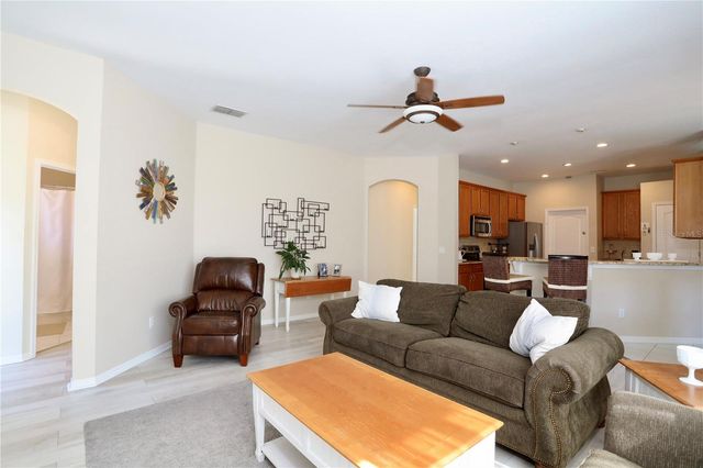 7902 GLEN CREST WAY, Orlando, FL 32836