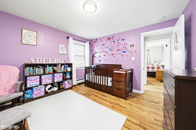 8205 State Park, Center Line, MI 48015