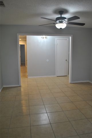 1902 ASPEN Drive, Lewisville, TX 75077