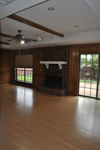 1902 ASPEN Drive, Lewisville, TX 75077