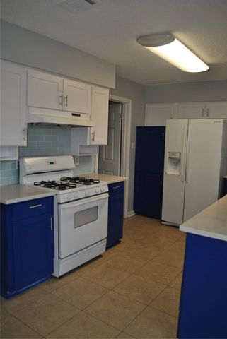 1902 ASPEN Drive, Lewisville, TX 75077