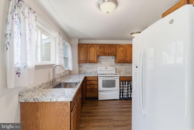 1009 MULBERRY ST, Brookhaven, PA 19015