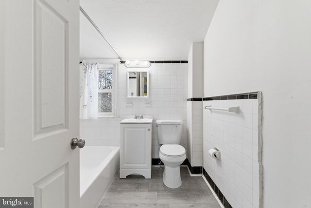 1009 MULBERRY ST, Brookhaven, PA 19015