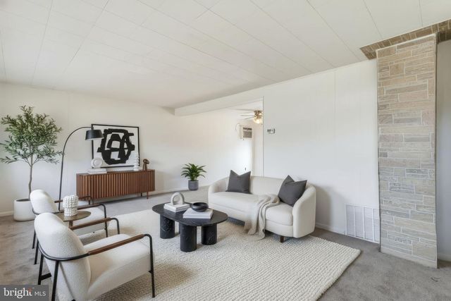 1009 MULBERRY ST, Brookhaven, PA 19015