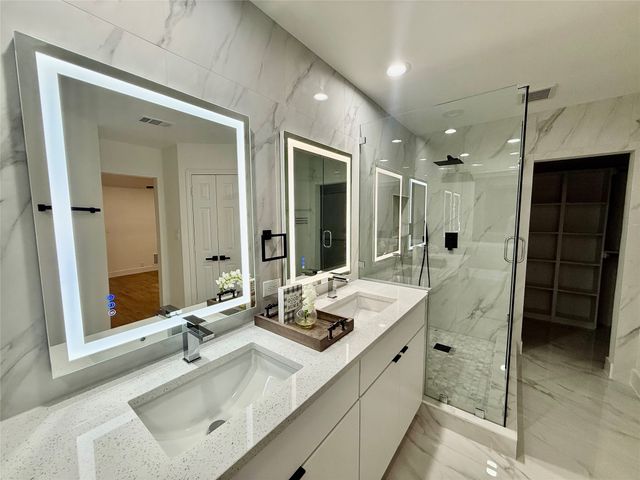 2302 Stone Glen Lane, Carrollton, TX 75007