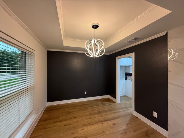2302 Stone Glen Lane, Carrollton, TX 75007