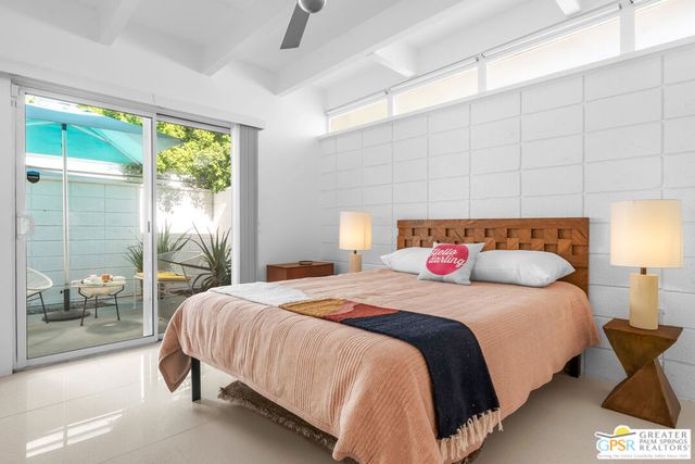 2244 E Tahquitz Canyon Way 8, Palm Springs, CA 92262