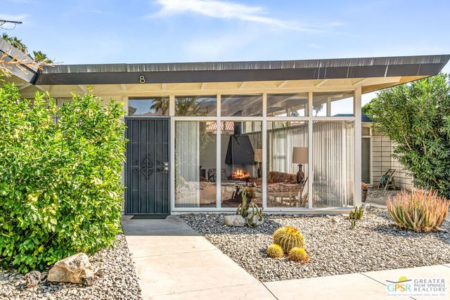 2244 E Tahquitz Canyon Way 8, Palm Springs, CA 92262