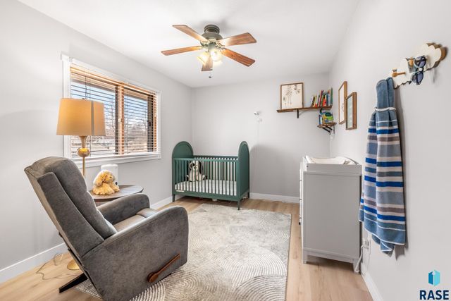 5704 W Walden Dr Drive, Sioux Falls, SD 57106