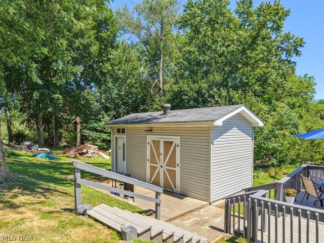 4185 Lake Vista Road, Akron, OH 44319