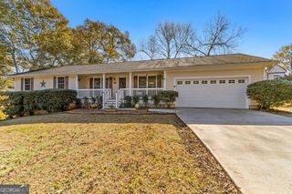 244 State Street, Commerce, GA 30529