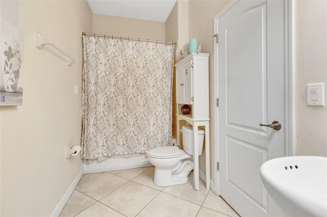 1303 SEA PINES WAY, Davenport, FL 33896