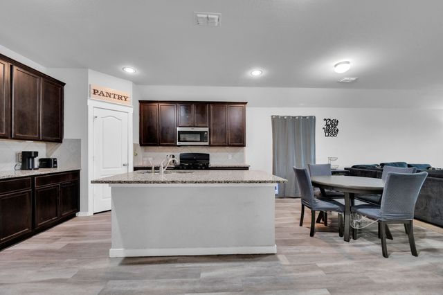 2609 Centurion Road, Glenn Heights, TX 75154