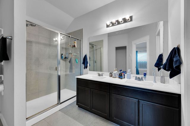 2609 Centurion Road, Glenn Heights, TX 75154