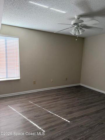 3555 Sable Palm Lane B, Titusville, FL 32780