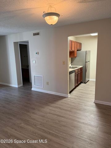 3555 Sable Palm Lane B, Titusville, FL 32780