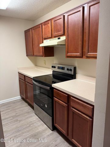 3555 Sable Palm Lane B, Titusville, FL 32780