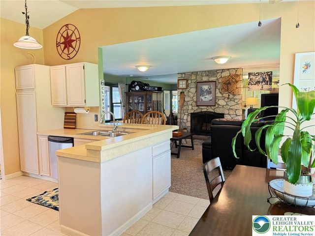 2321 Silo Drive, Forks Twp, PA 18040