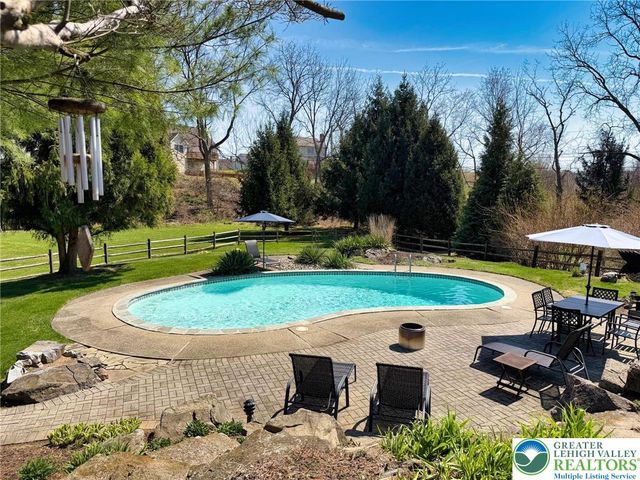 2321 Silo Drive, Forks Twp, PA 18040