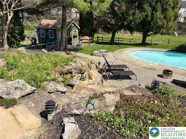 2321 Silo Drive, Forks Twp, PA 18040