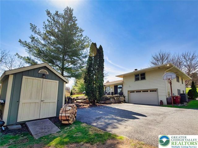 2321 Silo Drive, Forks Twp, PA 18040