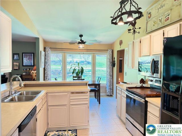 2321 Silo Drive, Forks Twp, PA 18040