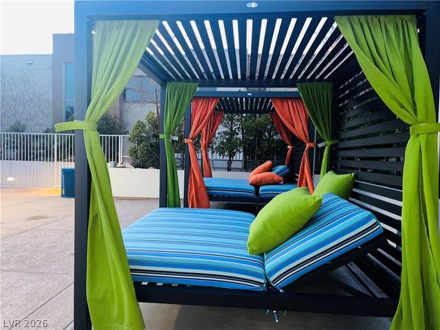 353 East BONNEVILLE Avenue 511, Las Vegas, NV 89101