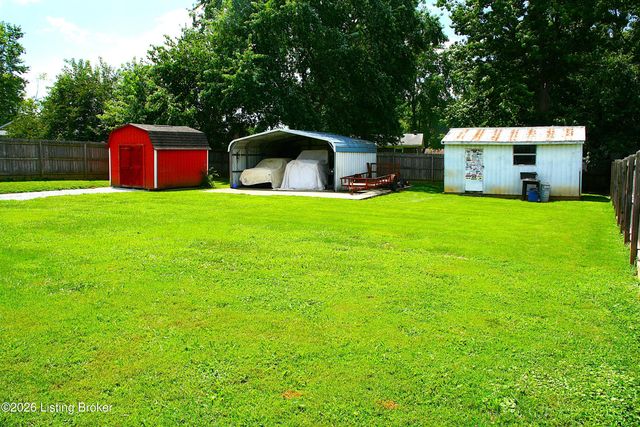 631 Flatlick Rd, Mt Washington, KY 40047